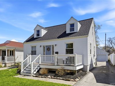 211 Fairfield Ave