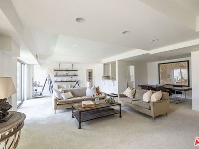 1155 N La Cienega Blvd APT 509