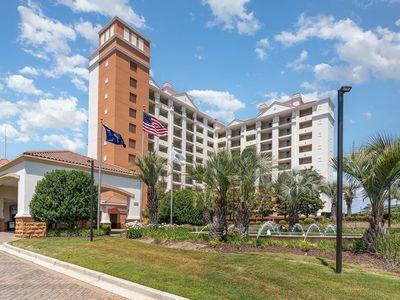 8121 Amalfi Pl. #4-801