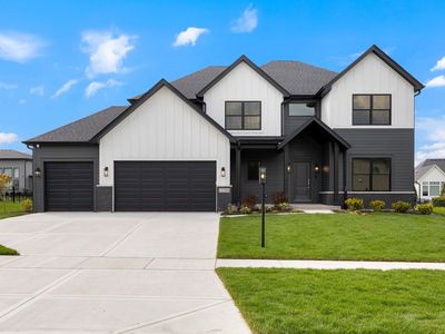 1033 Emerald Dr