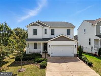 732 Round Hill Dr