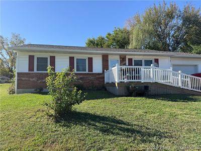 Property at 602 W Champain St, Eldon, MO