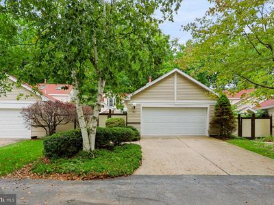 371 Oakwood Ave