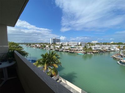 7125 Bay Dr APT 506