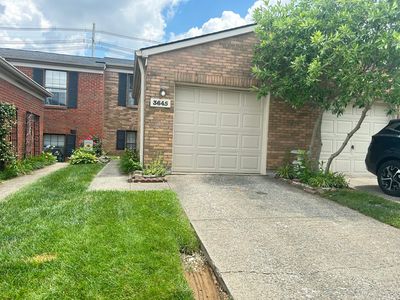 3645 Squire Woods Way