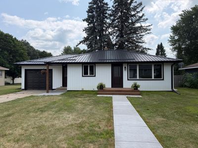 431 8th St W