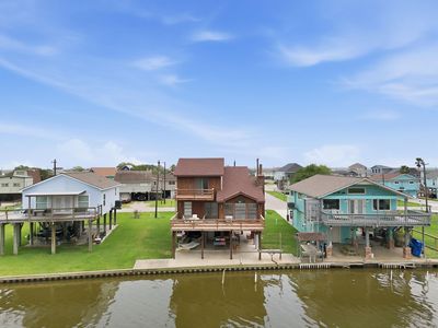 215 Redfish Dr
