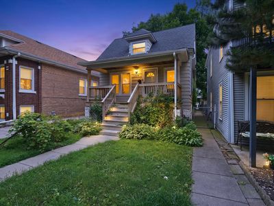 1329 Maple Ave