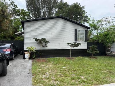Property at 10548 W Sandalfoot Blvd, Boca Raton, FL