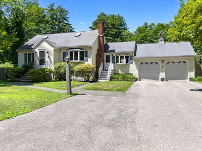 10 Standley St