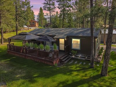 192 Kokanee Dr W