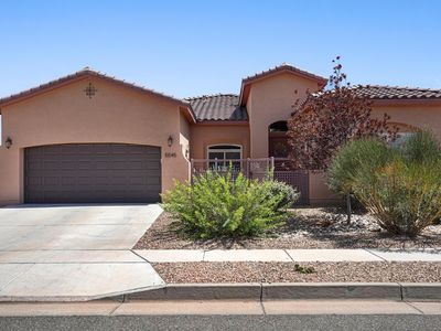 5545 Pikes Peak Loop NE