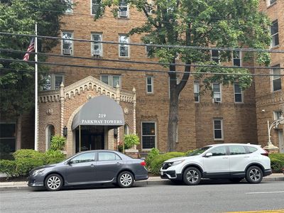 219 Bronx River Road #1G