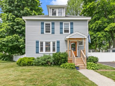 13 Hicks Street