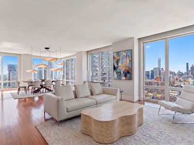 255 E 74th St APT 27A