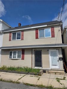 46 E Hazard St