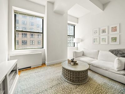 99 John St APT 1907
