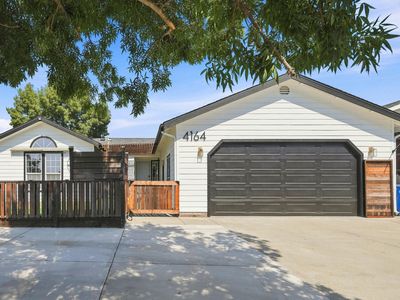 4164 Hackney Way