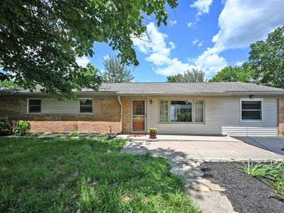 1102 Heatherstone Way
