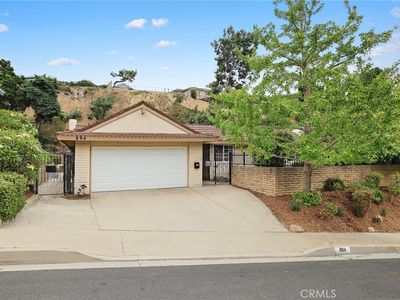 894 Crest Vista Dr