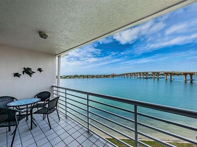 5901 Bahia Del Mar Cir APT 518