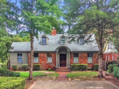 403 Thorn Pl