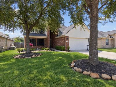 2509 Artesia Dr