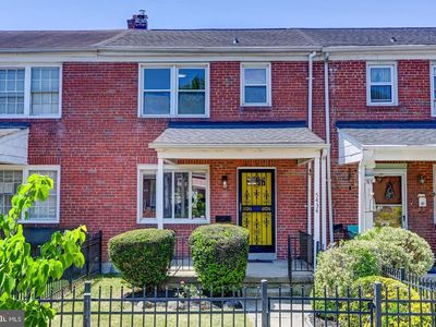 5434 Price Ave