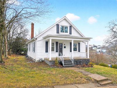 1107 Reeves Ave