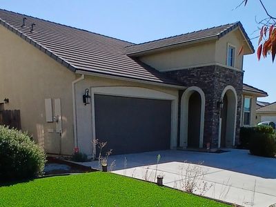 1667 Santana Ranch Dr