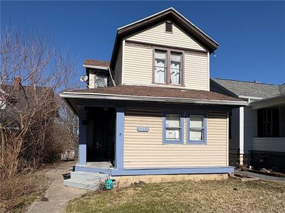 2222 Wayne Ave