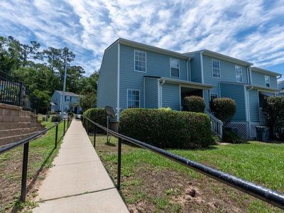 776 Timberwood Cir E