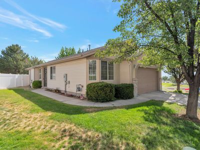 6607 S Cedar Hill Ct