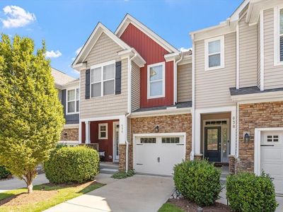636 Chronicle Dr