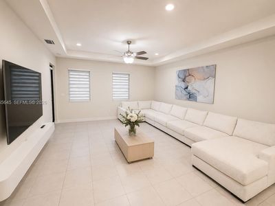 10407 NW 82nd St Unit 34