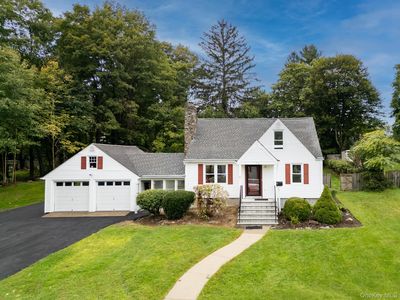 16 Forest Avenue