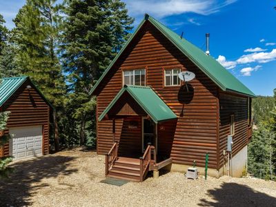 1725 E Bear Country Rd