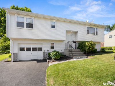 39 Munson Avenue