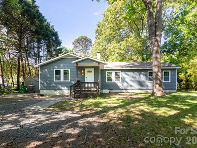 10623 Rozzelles Ferry Rd