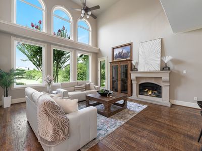 1802 Driskill Dr