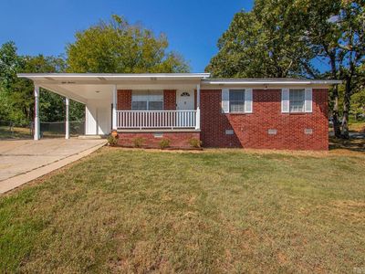 800 Buttercup Cir