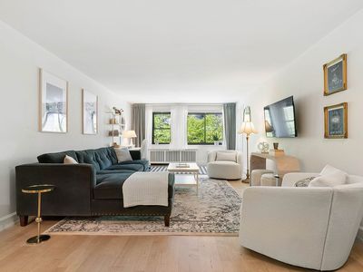 85 8th Ave APT 3F