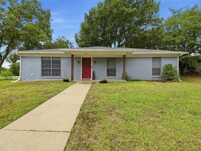 101 Falcon Ln