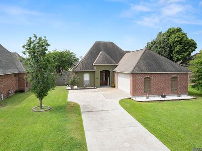 9050 Willow Point Dr