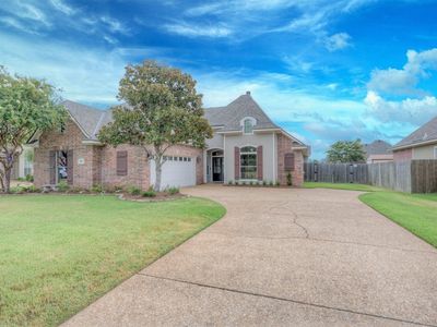 403 Half Moon Ln