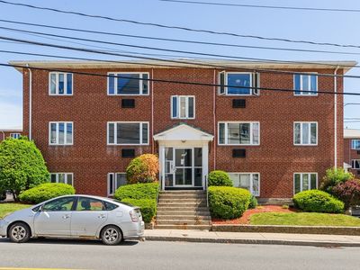 121 Warren St APT 4