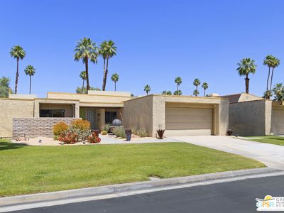 22 Chandra Ln