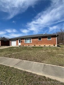 321 Country Club Drive