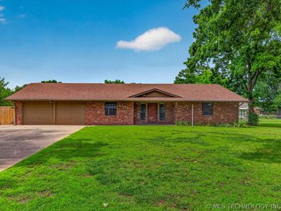 5908 Whitney Ln