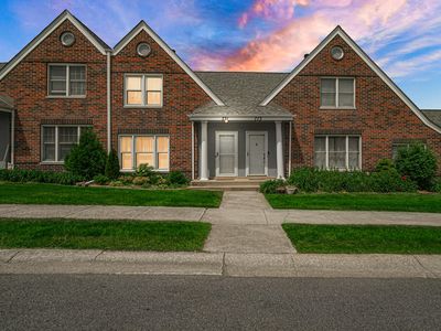 771 Kenmare Pkwy